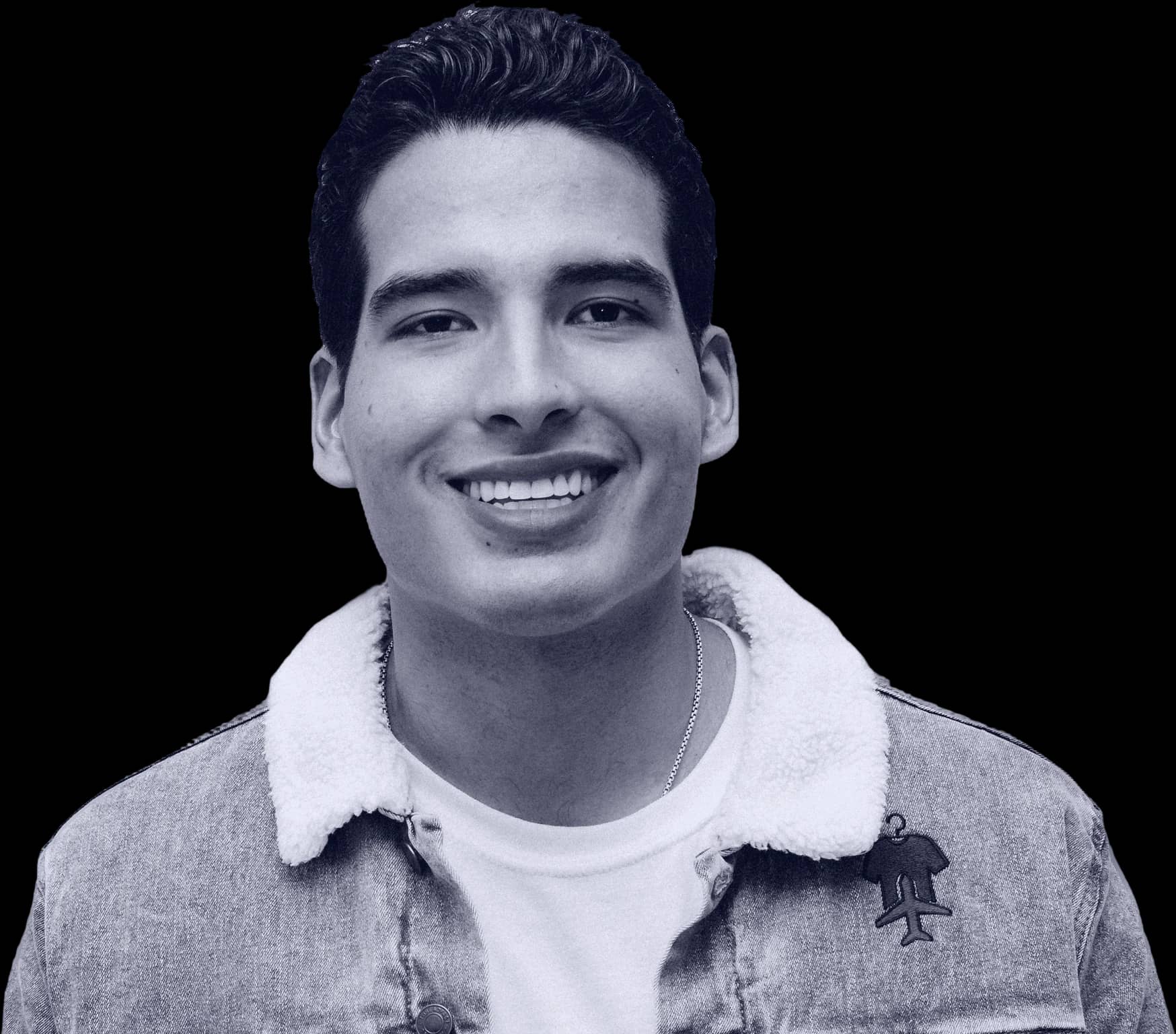 Andrés Mejía, psicólogo clínico y fundador de Ceiba, sonriendo